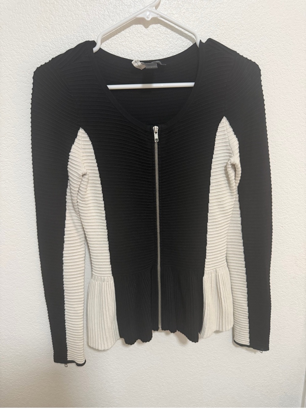 INC International Concepts Black Ribbed Zip-Front Top - S